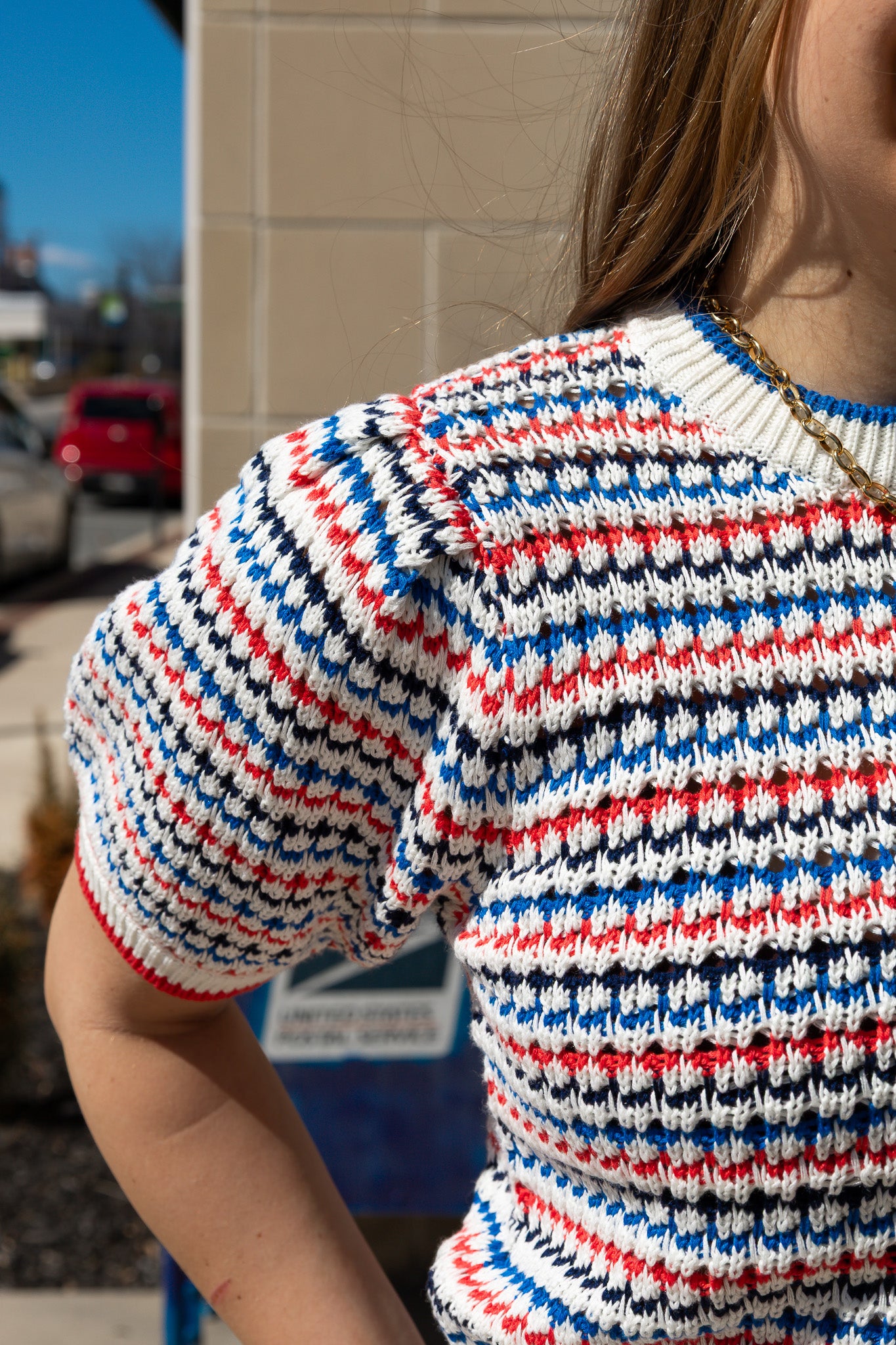 CONTRAST COLOR RIB SHORT SLEEVE SWEATER