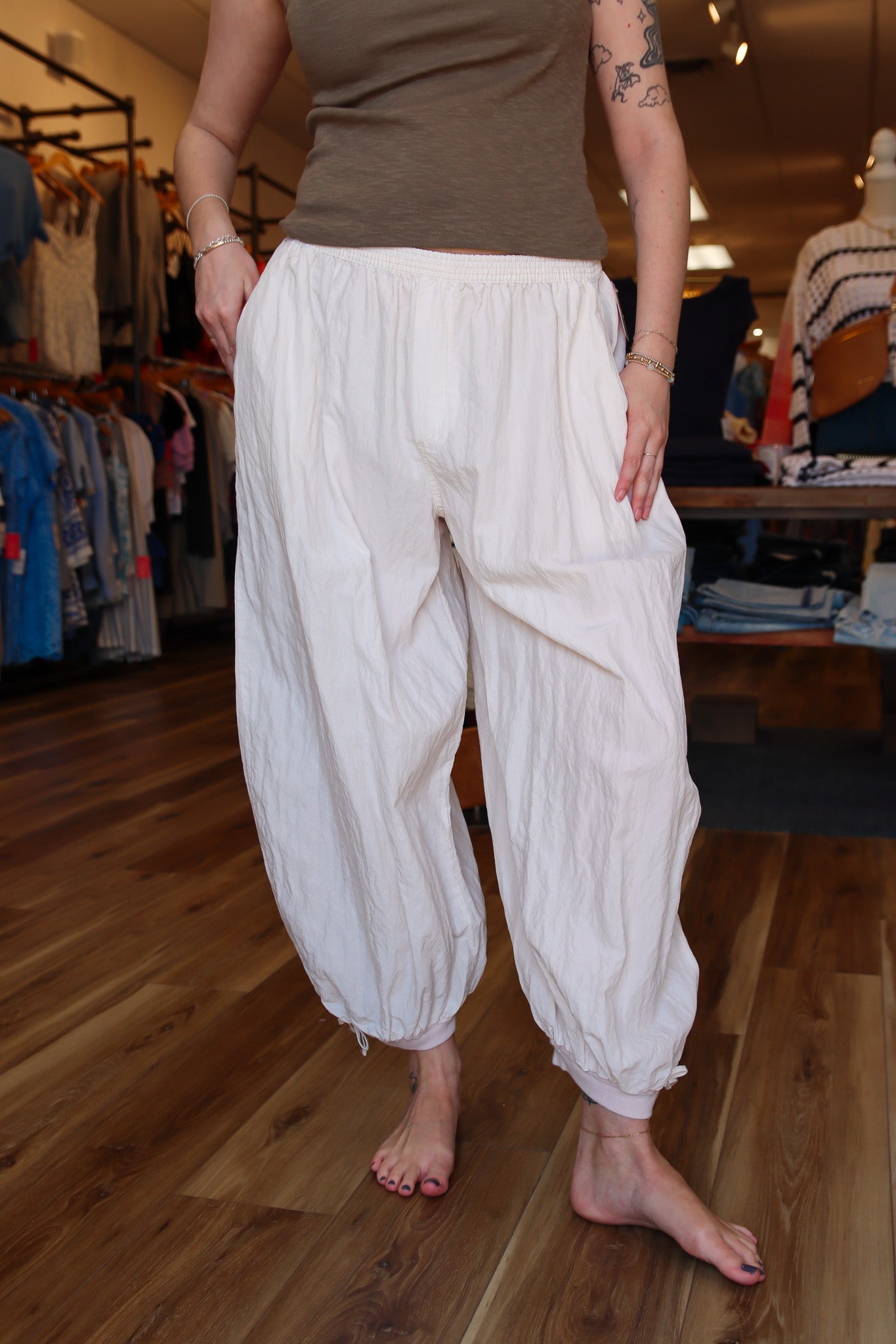 FREE PEOPLE “ON IT” PANT