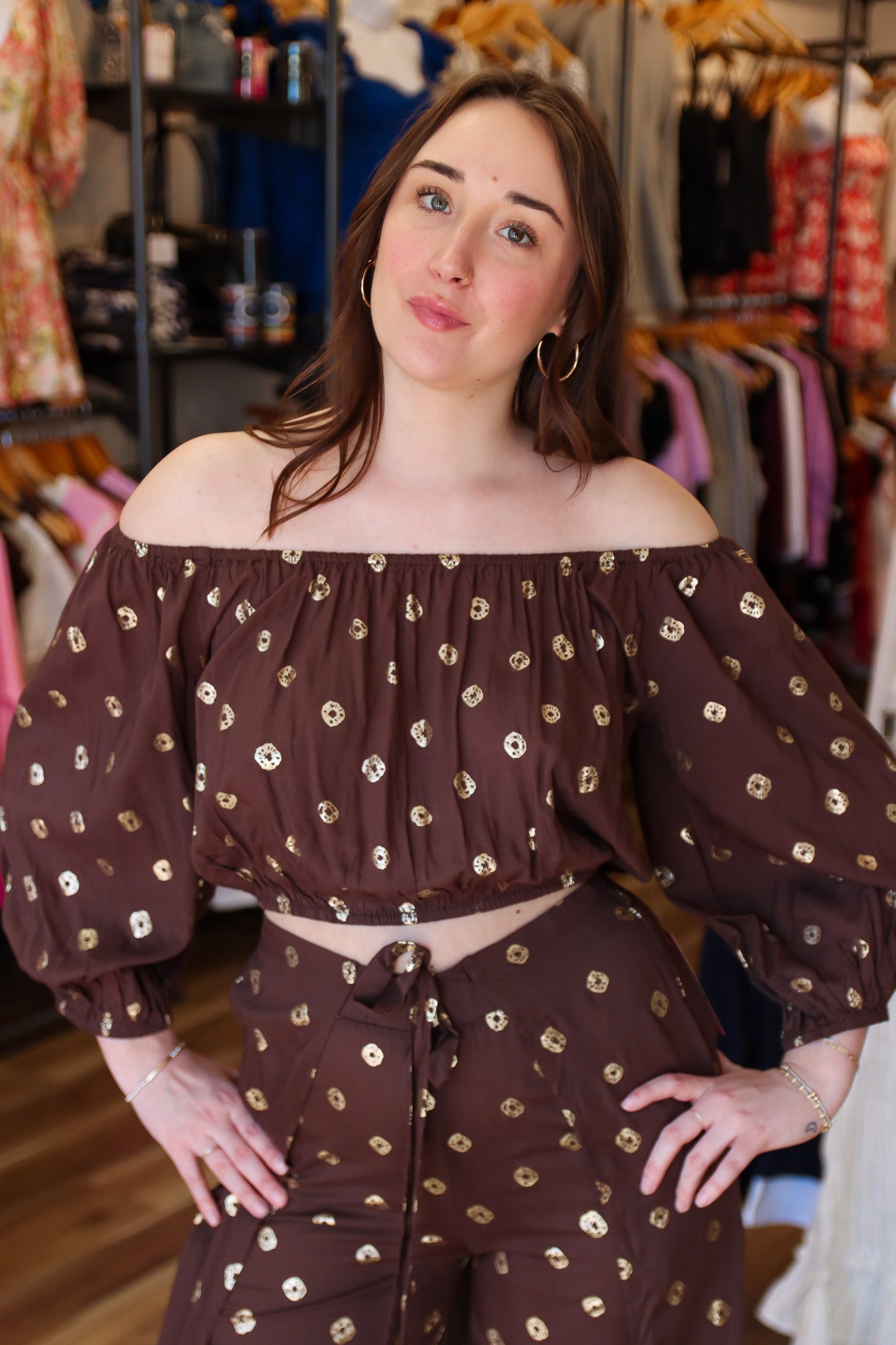 ELAN OFF SHOULDER ELASTIC CROP TOP