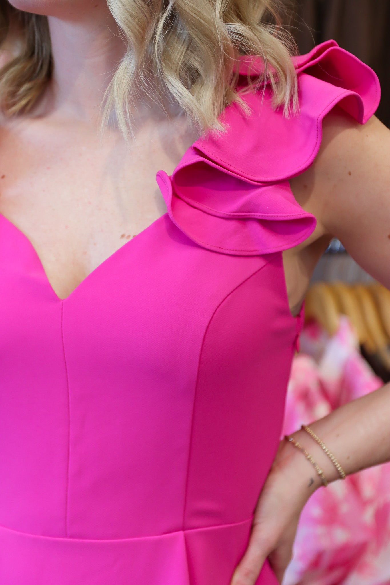 RUFFLED SHOULDER OPEN BACK DRESS