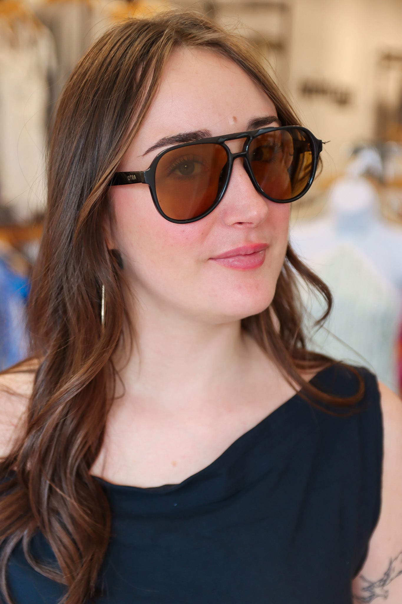 OTRA “STEVIE” SUNGLASSES