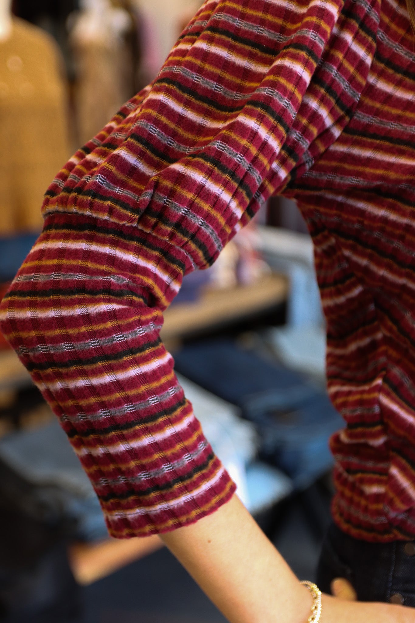 3/4 juliette slv crew neck knit top w/ miter