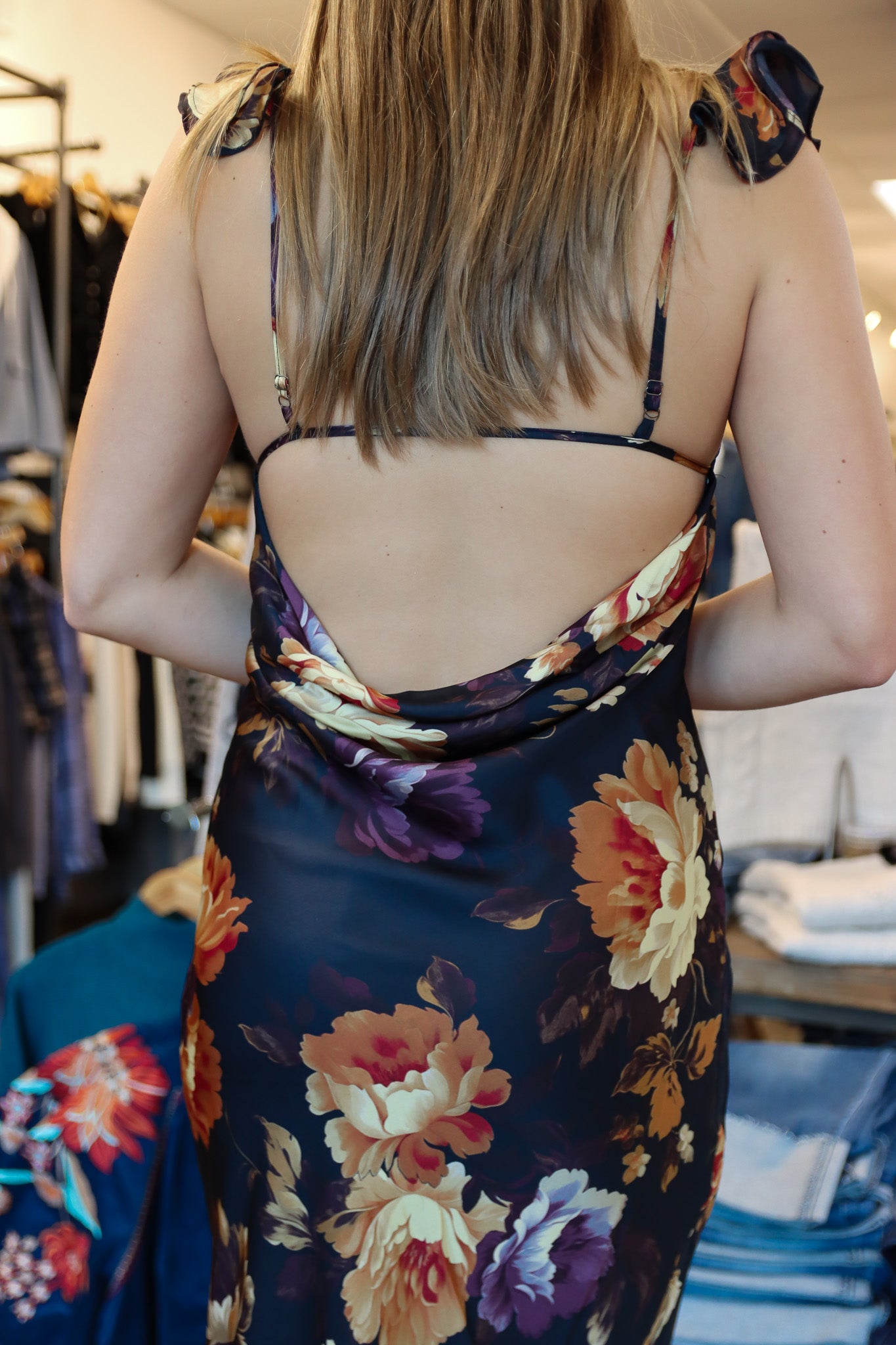 FLUTTER SLEEVE LOW BACK MAXI