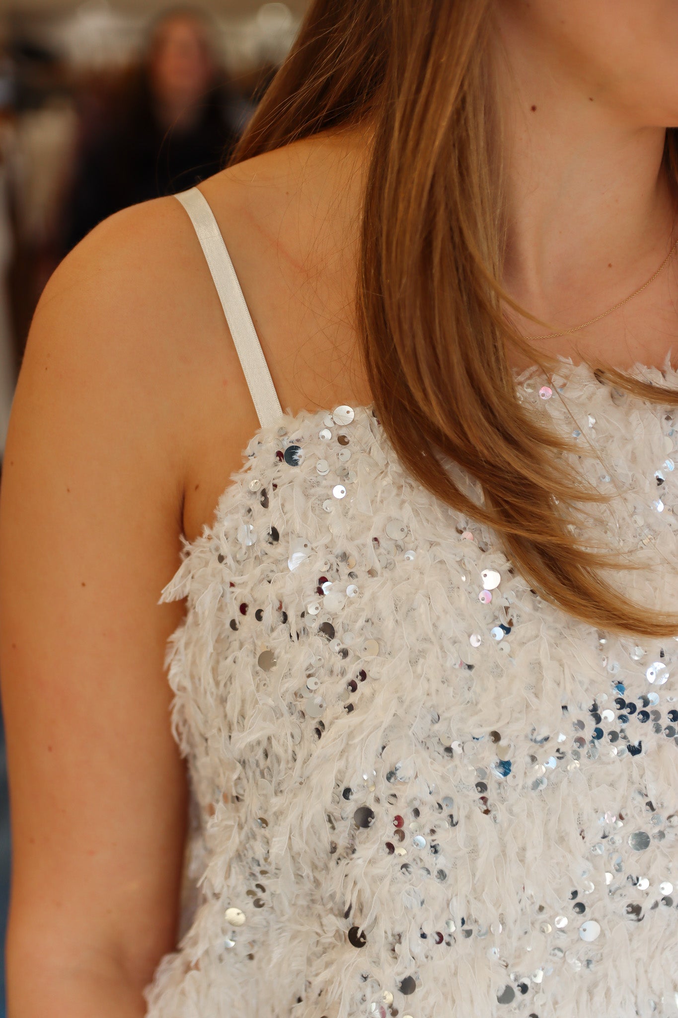 BLAKELYN SPARKLE FEATHER TOP