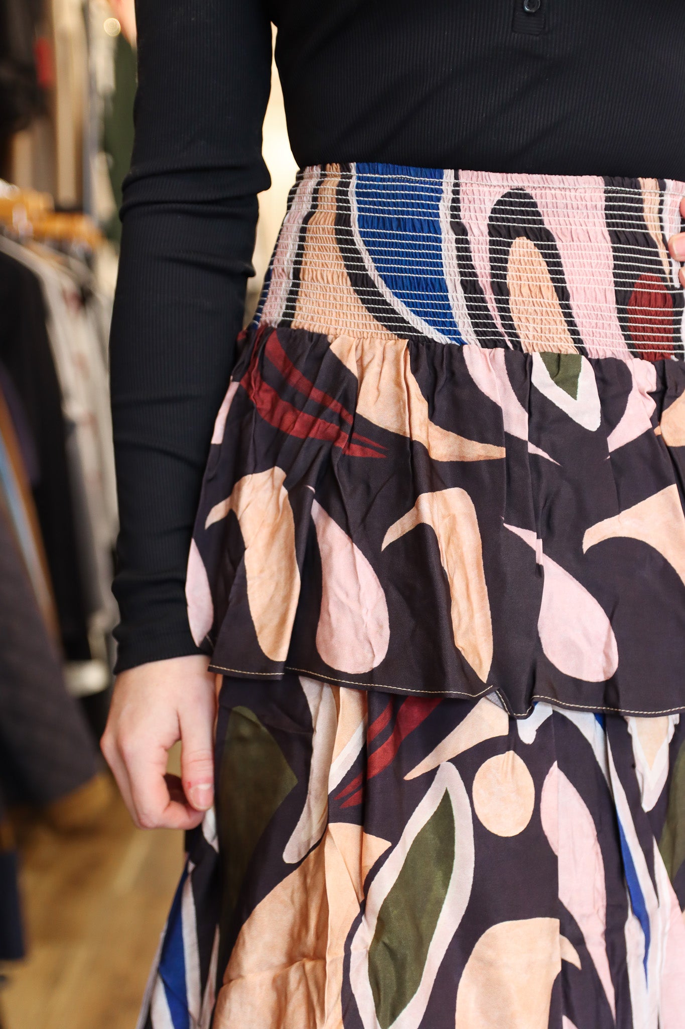 ARTISTIC OIL PAINT SKIRT