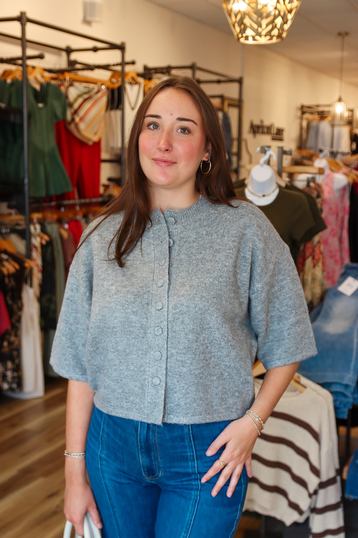 PINCH BUTTON DOWN SHORT SLEEVE SWEATER