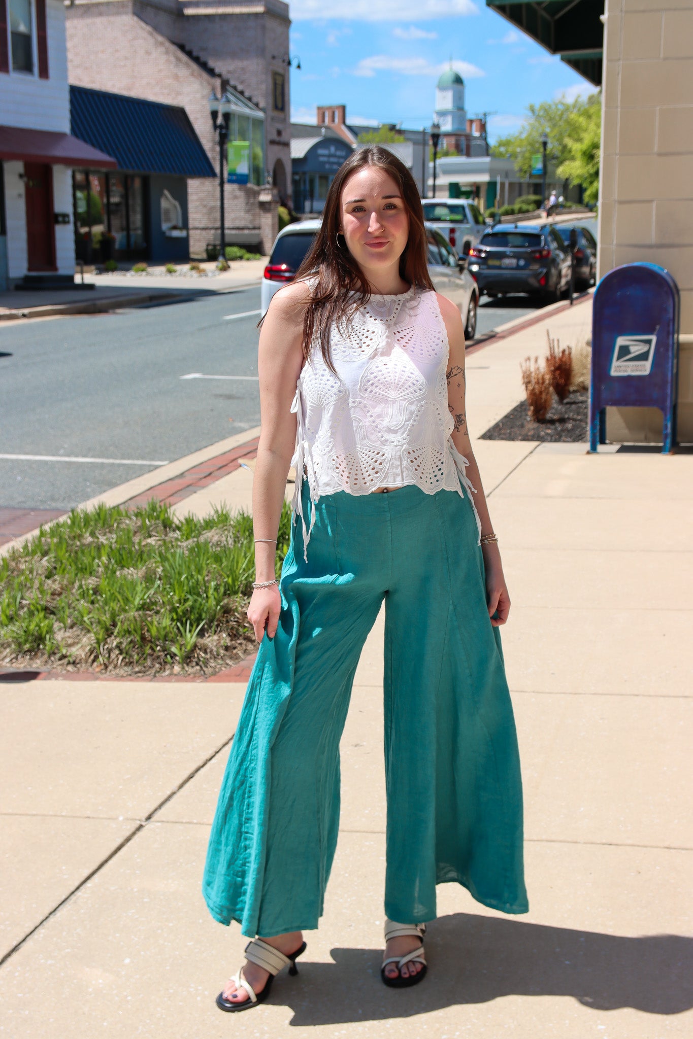 BY TOGETHER SHELL EYELET TIE SIDE TOP