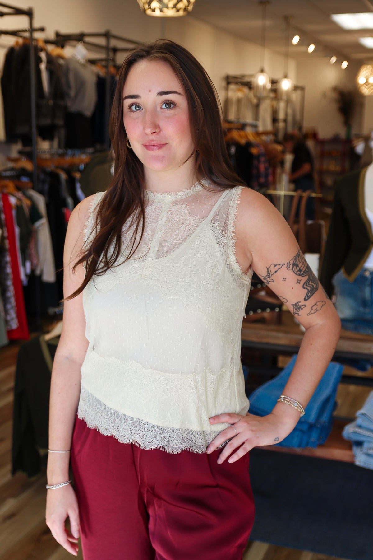 MIOU MUSE DELICATE LACE/SHEER MESH TOP
