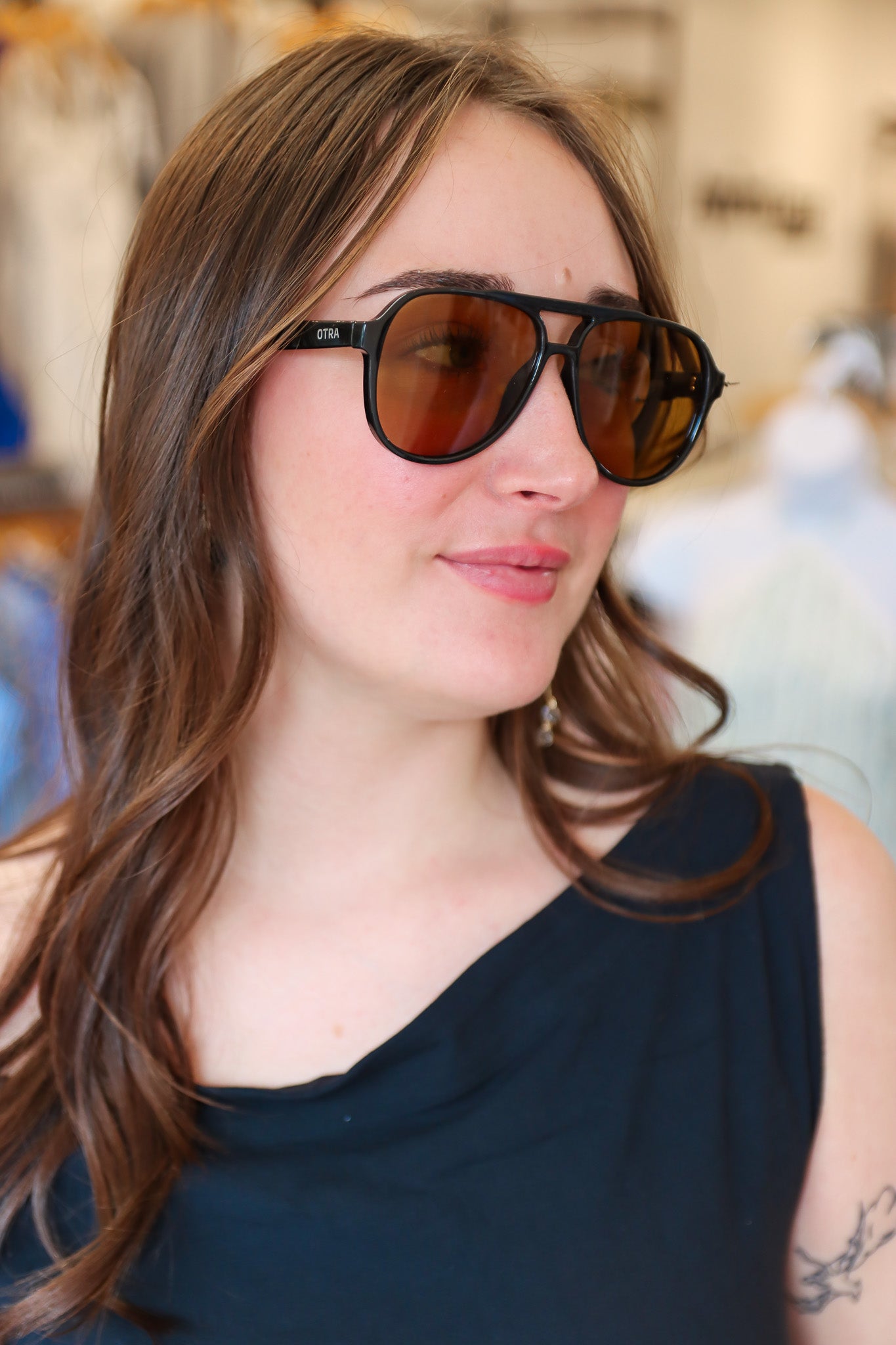 OTRA “STEVIE” SUNGLASSES