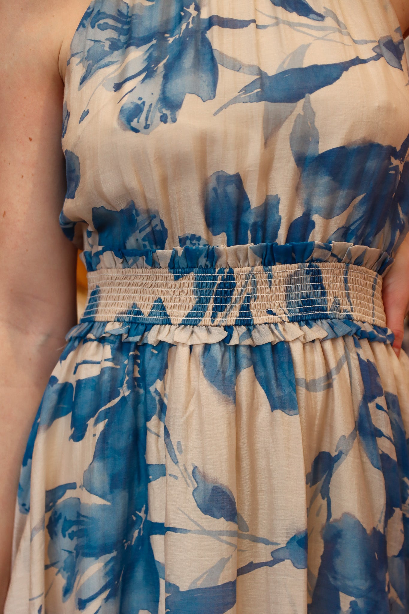 BOLD FLORAL TIE BACK HALTER MAXI