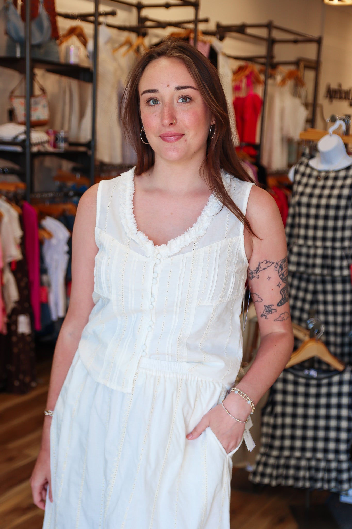 LIVERPOOL SLEEVELESS PINTUCKED RUFFLE TOP