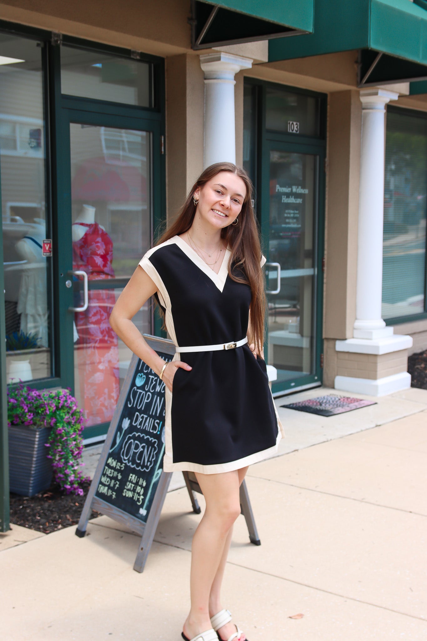 JODIFL CONTRAST ACCENT SOLID CASUAL DRESS