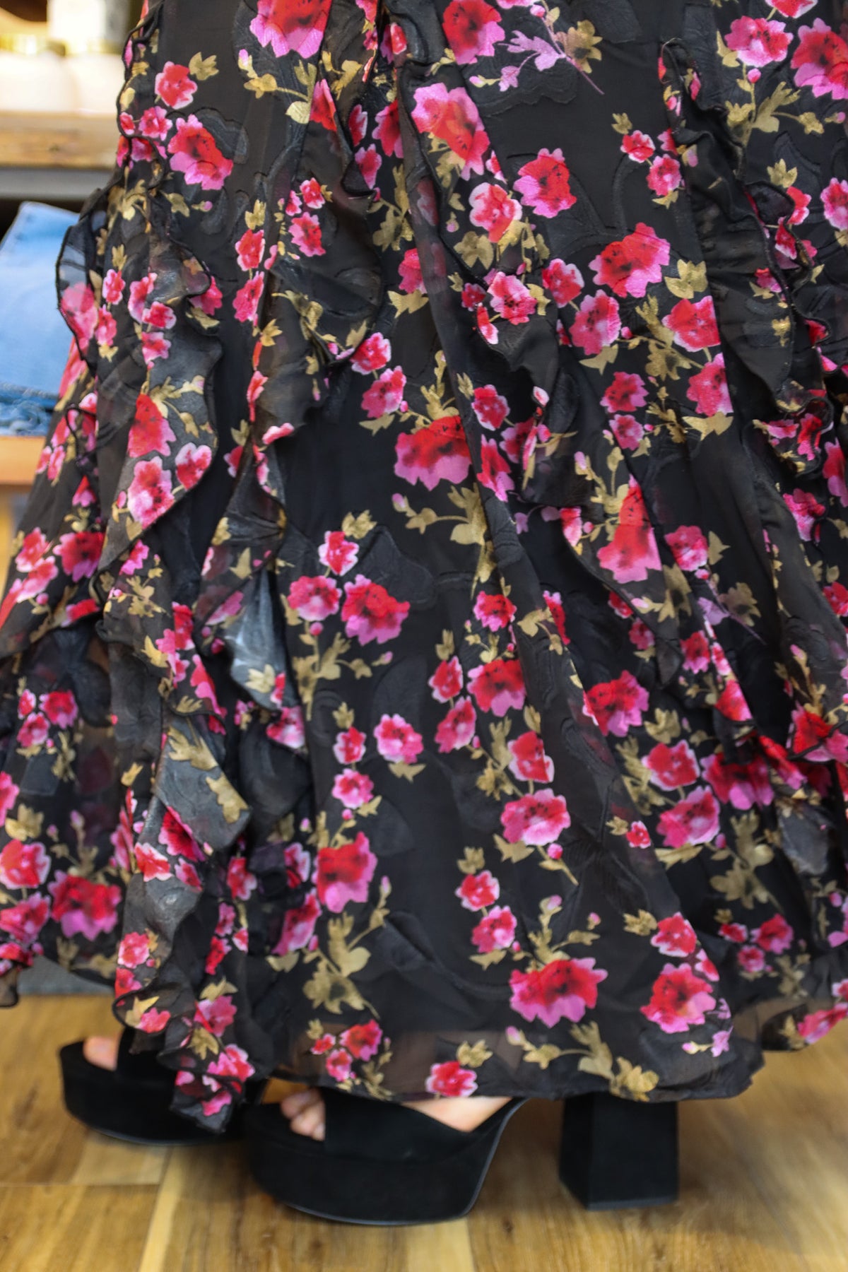 LULUS “TINSLEY” TIE STRAP RUFFLE MAXI DRESS