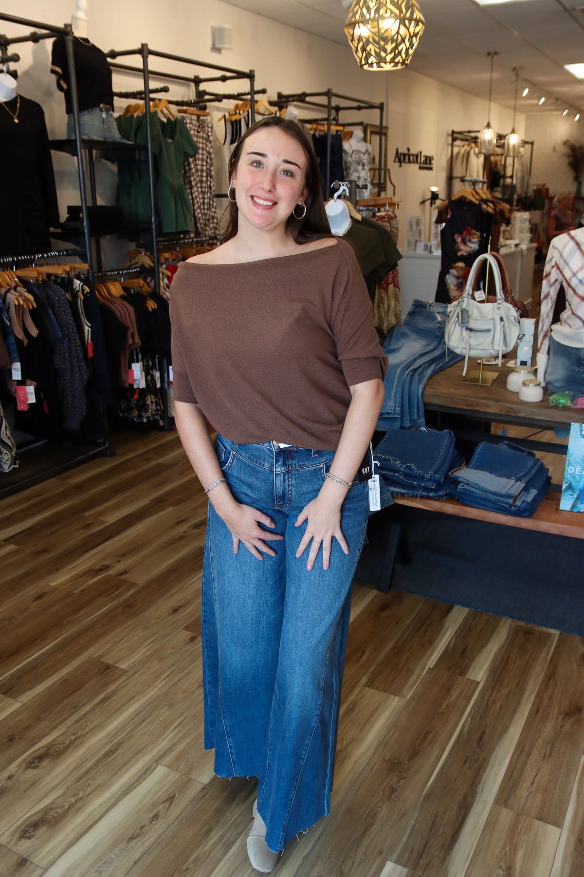 SIX FIFTY SHORT SLEEVE BROWN “ANYWHERE” TOP