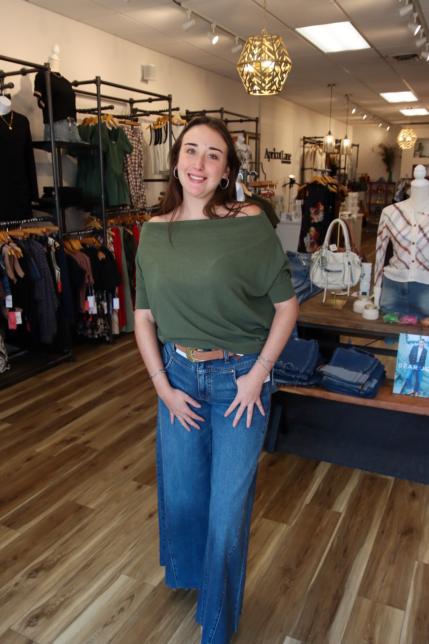 SIX FIFTY GREEN SHORT SLEEVE ANYWHERE TOP