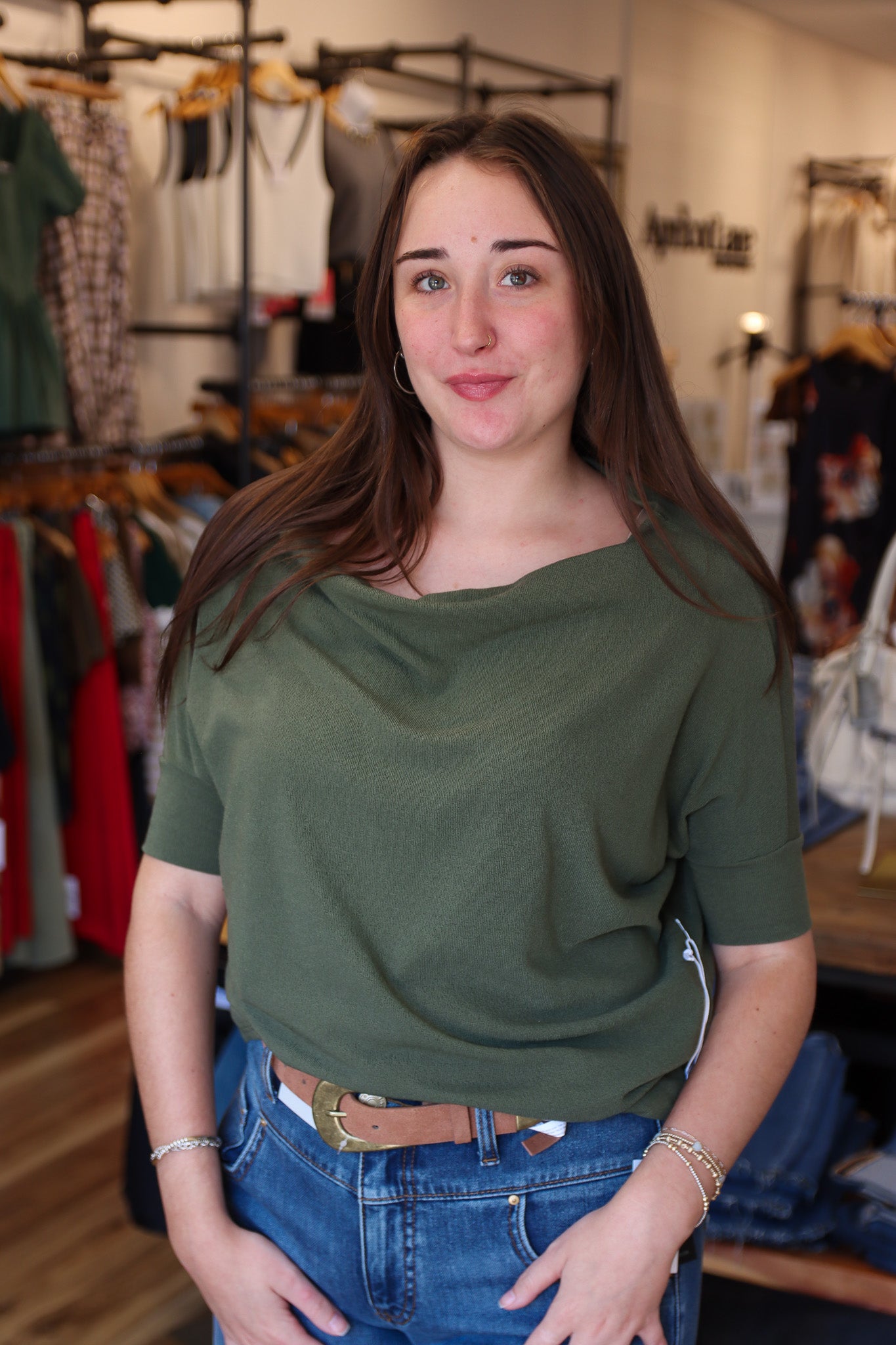 SIX FIFTY GREEN SHORT SLEEVE ANYWHERE TOP