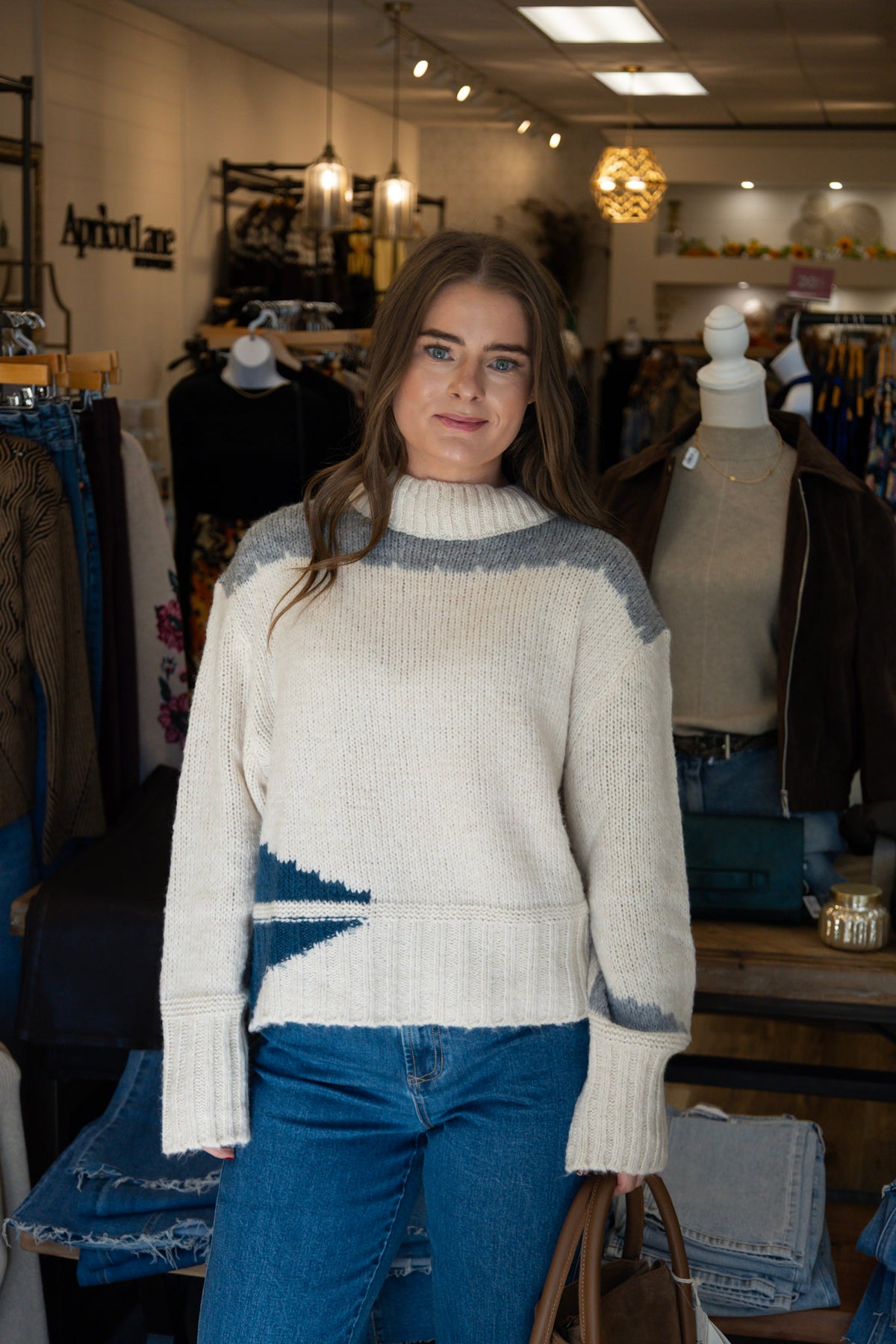 SUZY D "FOX" TURTLENECK CONTRAST SWEATER