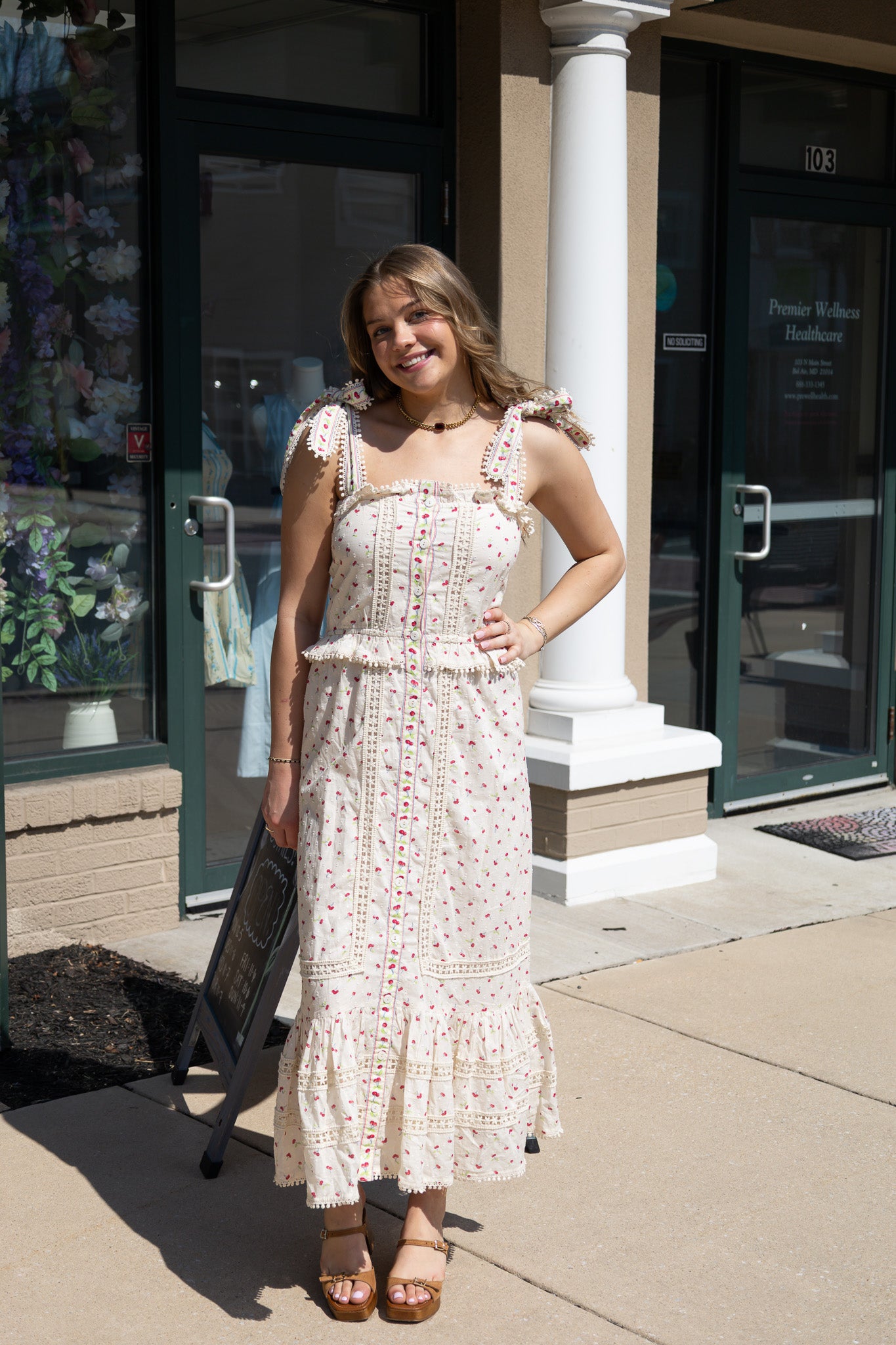 ELIZABETH JAMES "DEENIE" SLEEVELESS CHERRY MAXI DRESS