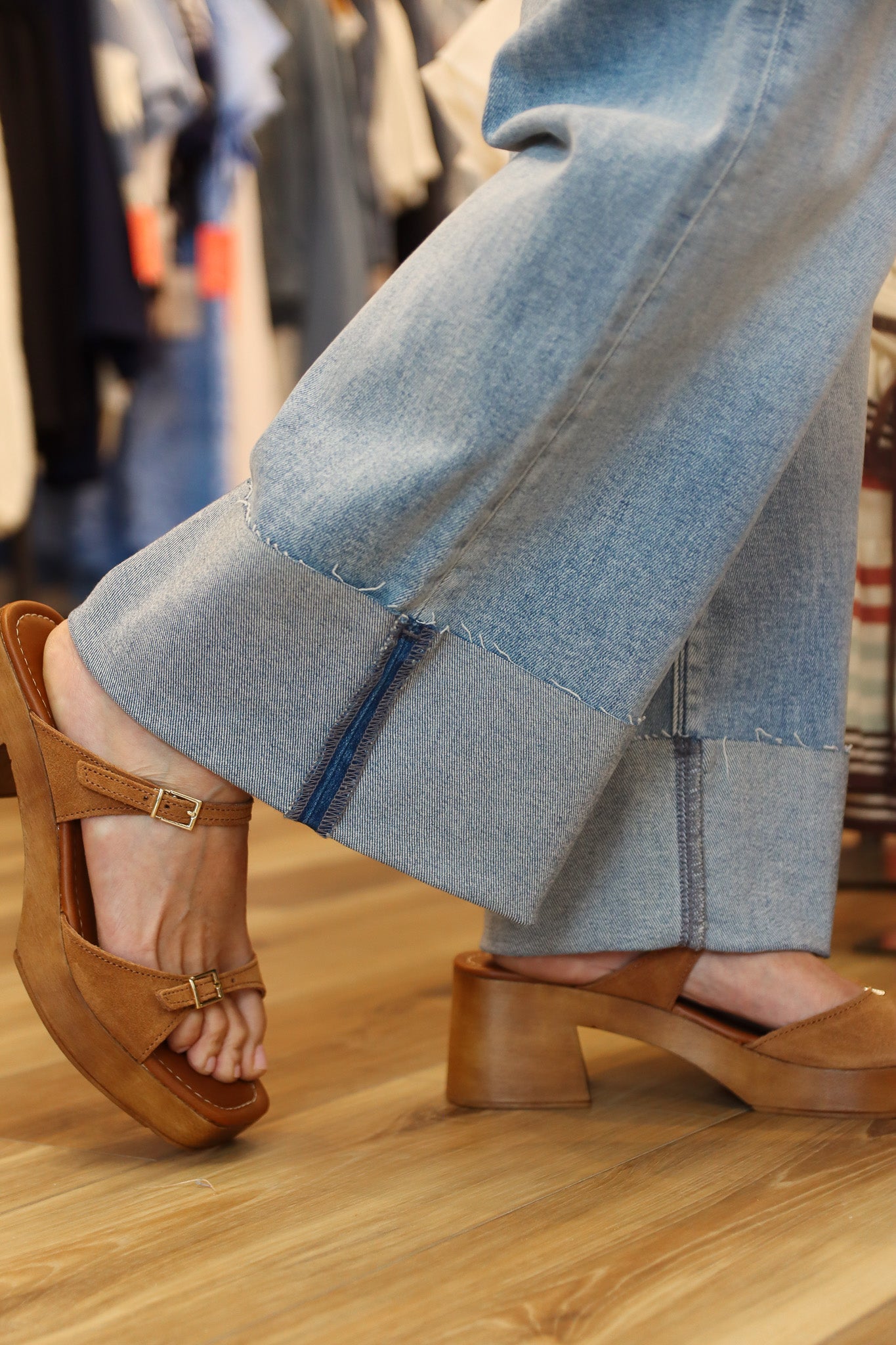 HIDDEN NORI CUFFED CROPPED WIDE LEG