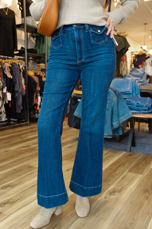 LIVERPOOL “HANNAH” PATCH POCKET FLARE JEAN