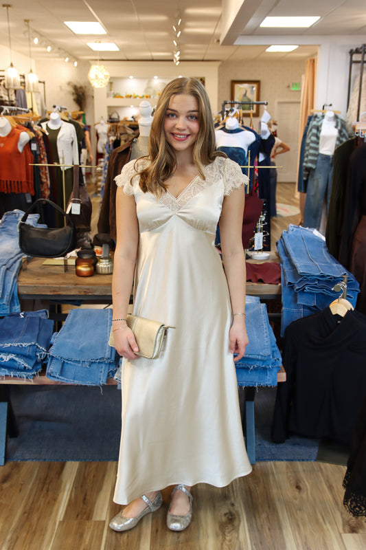 "CLARABELLE" LACE TRIM MIDI