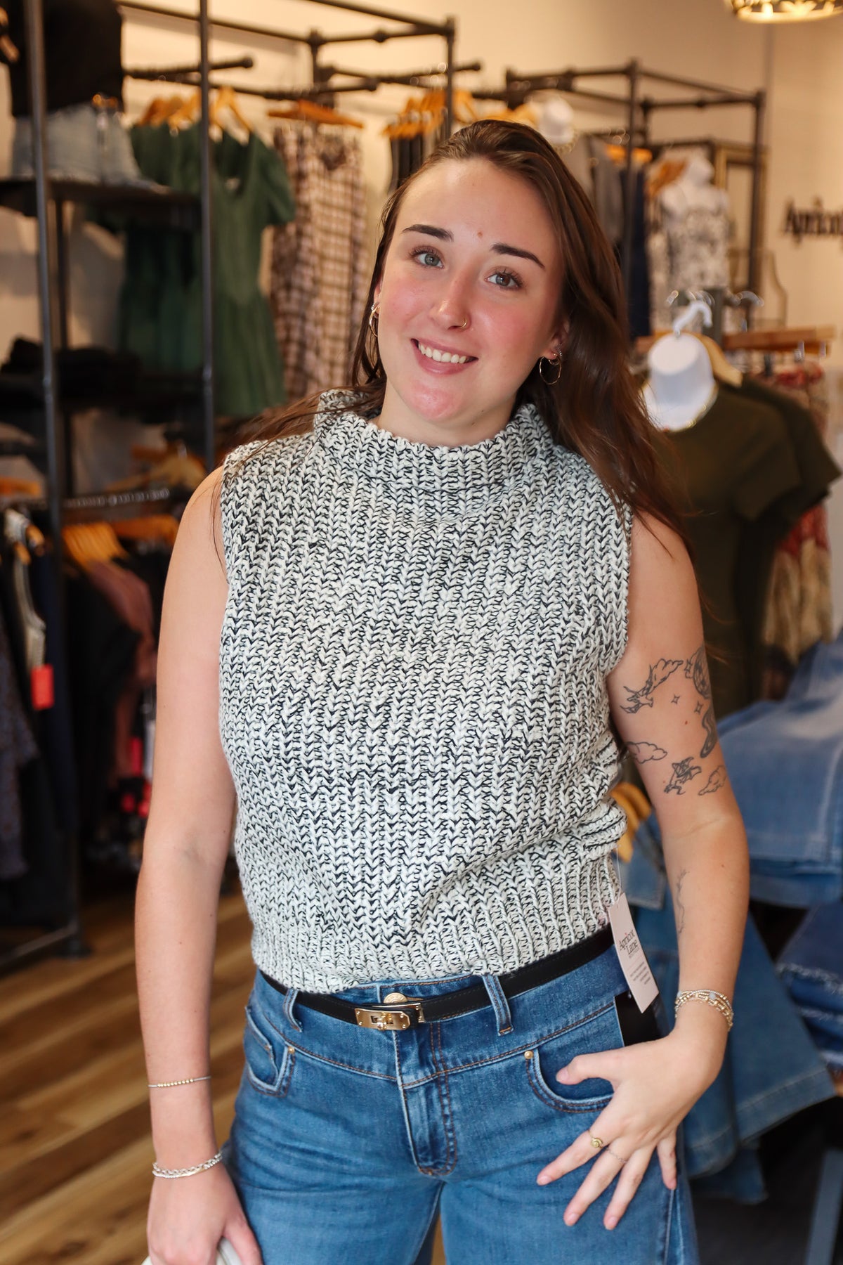 SAGE THE LABEL “WILLIAMS” SLEEVELESS SWEATER