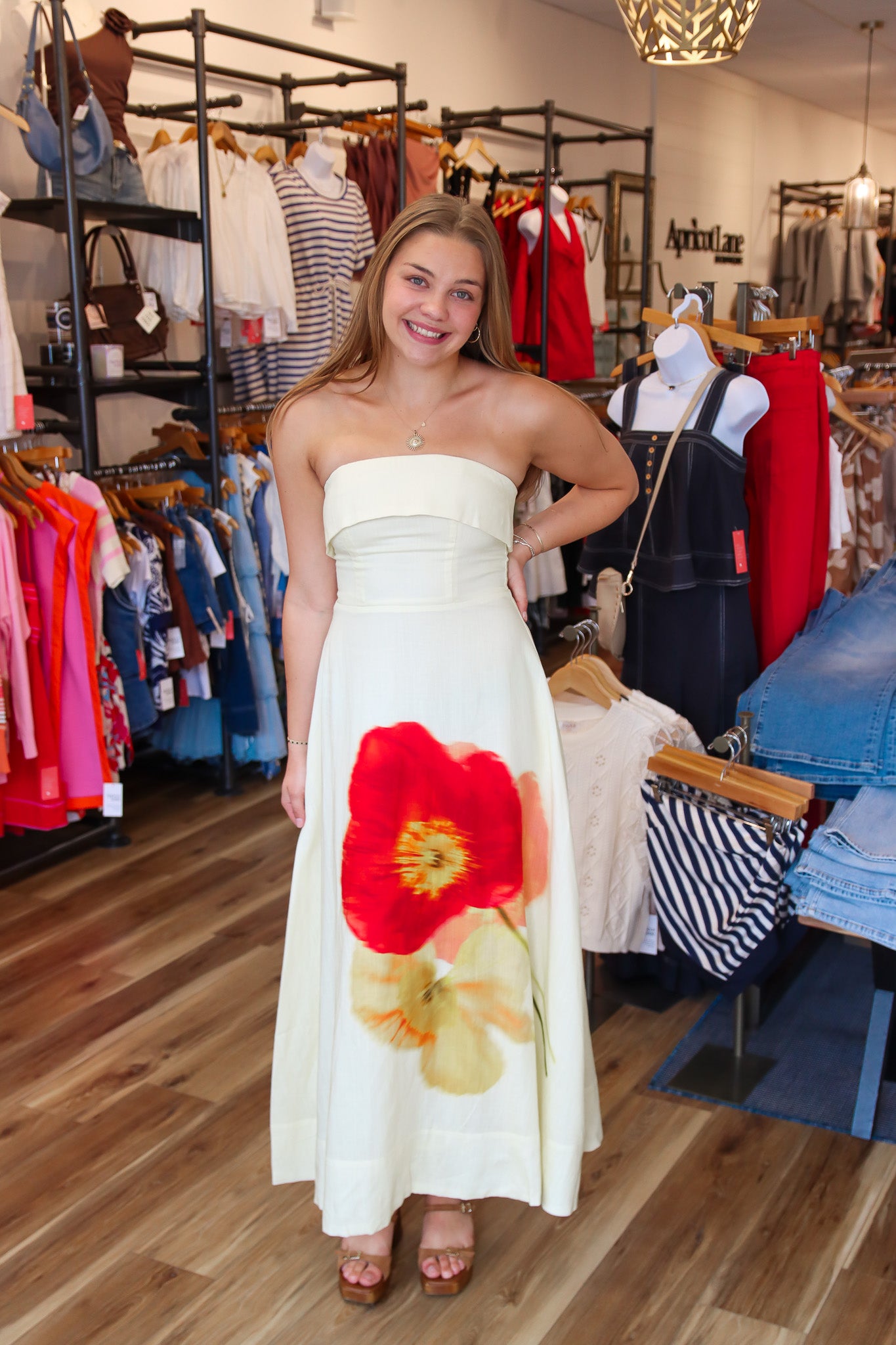ASTR THE LABEL “XIMENA” STRAPLESS FLORAL MAXI DRESS