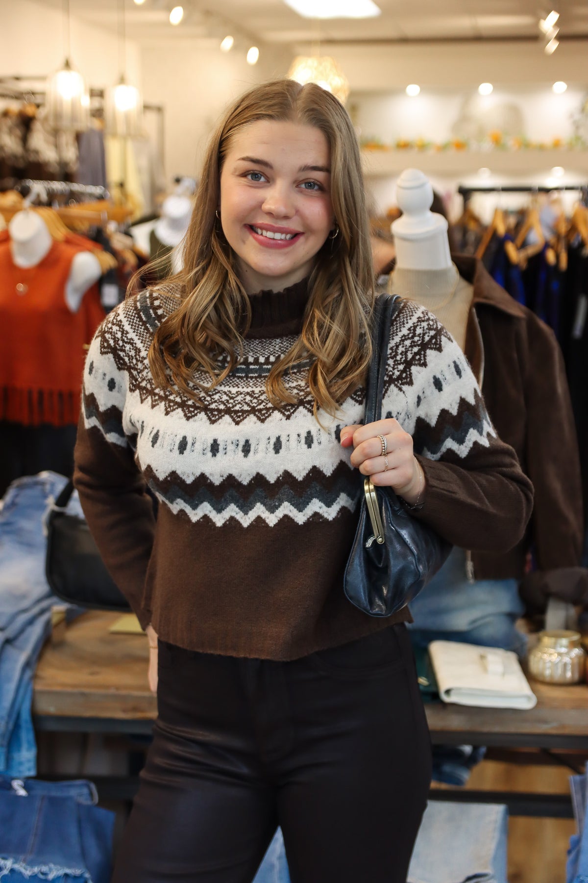 DELUC CINNAMON TURTLENECK SWEATER