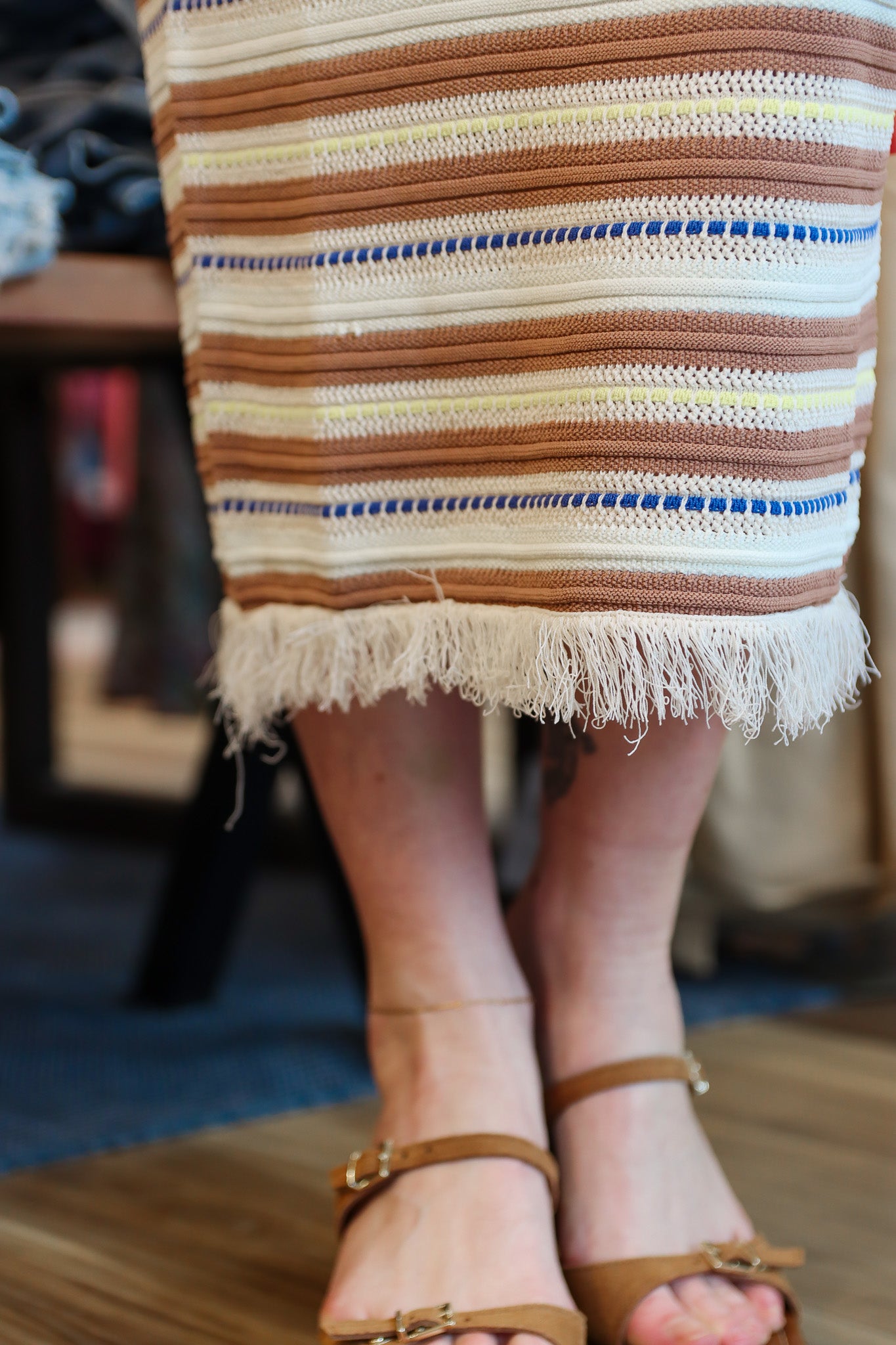 JOHN & JENN “HUNTER” KNIT FRINGE DETAIL MAXI DRESS