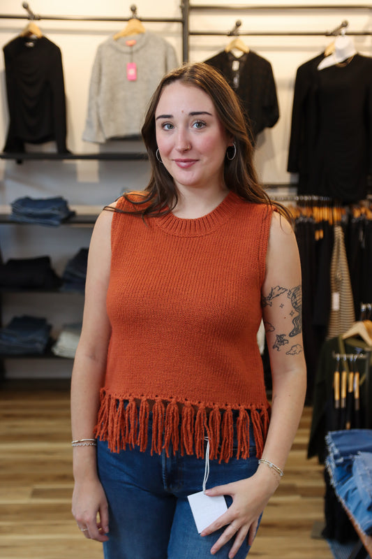 NEEDII FRINGE BOTTOM SWEATER VEST