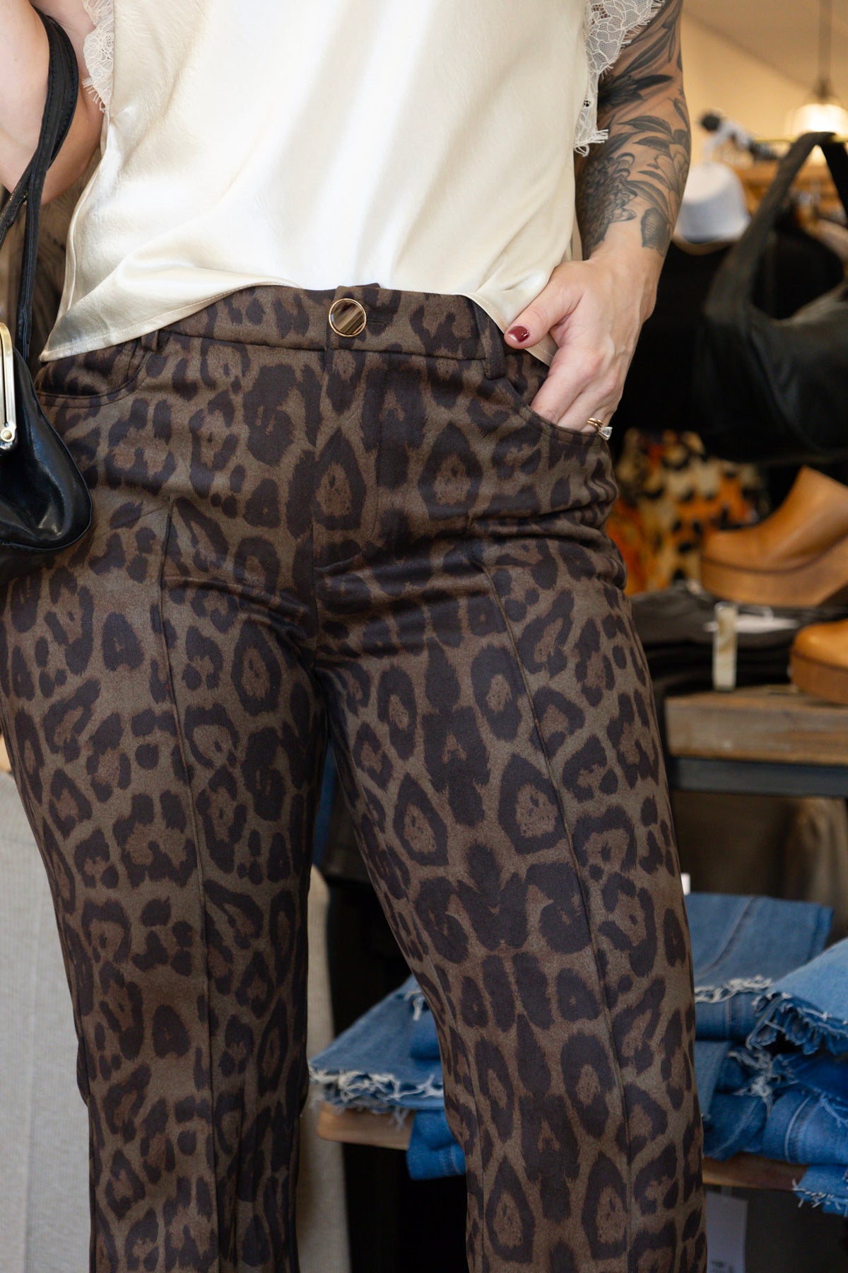 TRAFFIC PEOPLE "STAUNCH" LEOPARD TROUSER