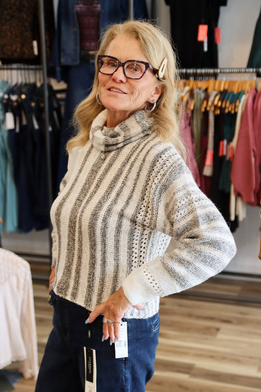 GIBSON TURTLE NECK SWEATER