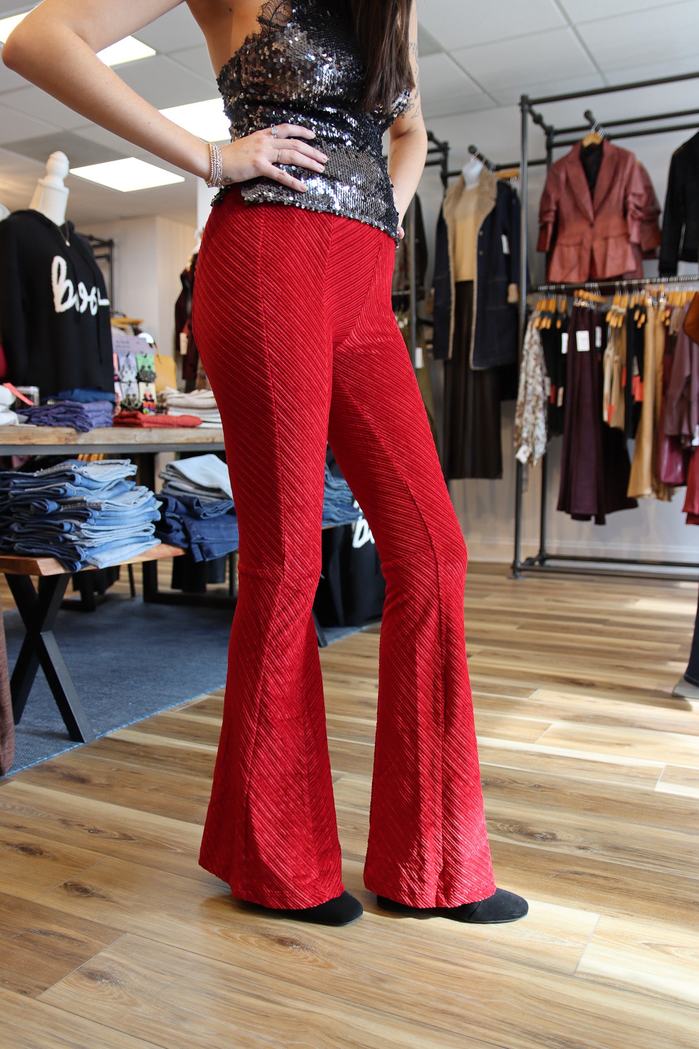 PENNY PULL ON VELVET