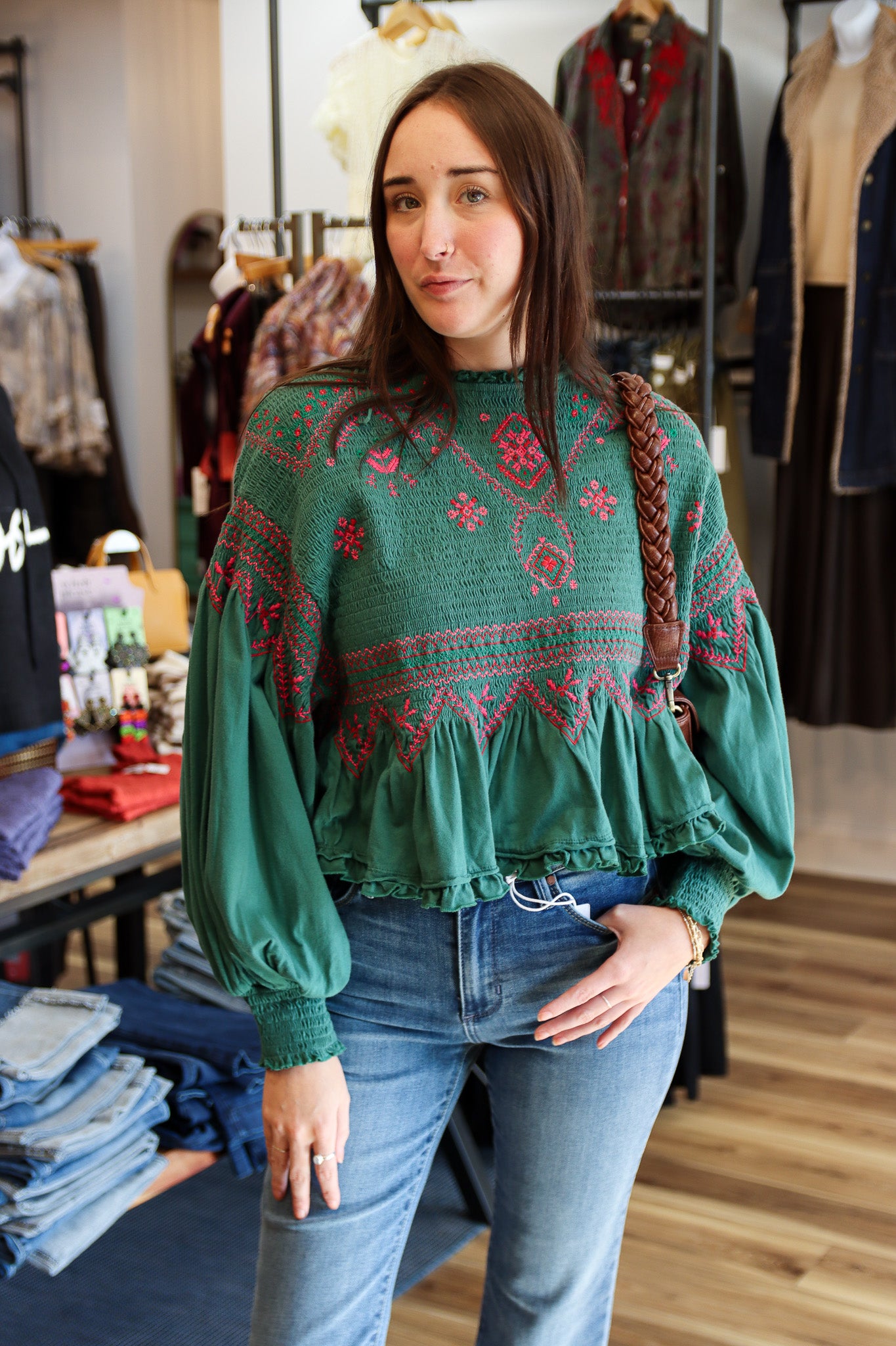 HIGH RISE SCISSOR CUT FLARE