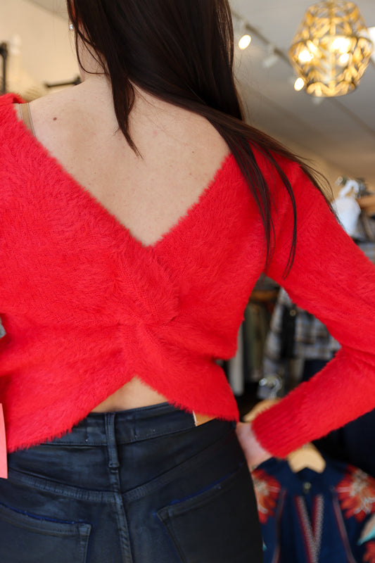 LOW -V TWIST BACK BOATNECK SWEATER