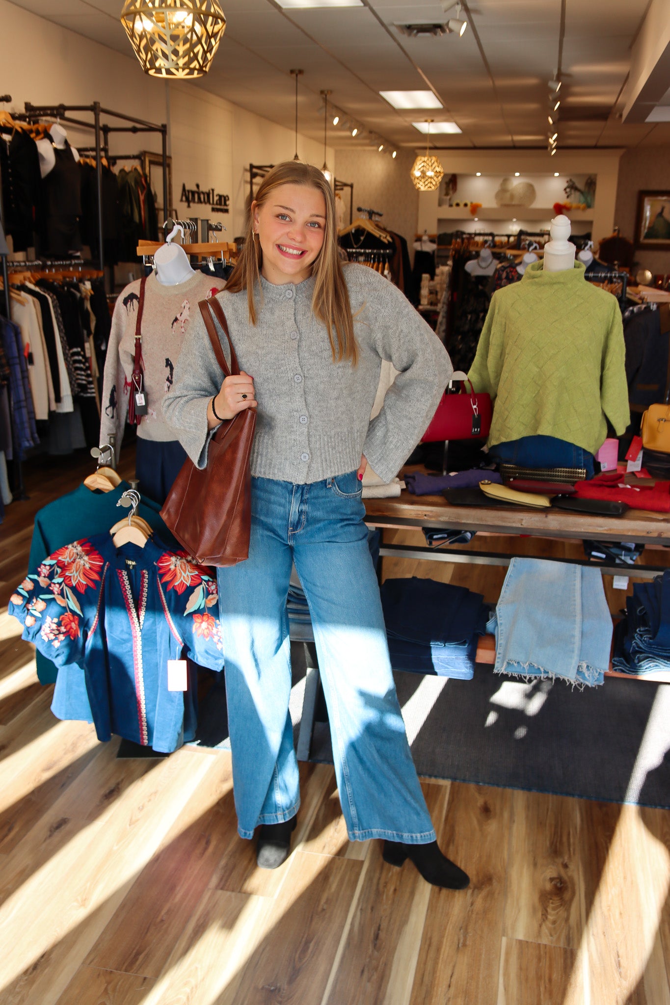 BUTTON FRONT LONG SLEEVE CARDIGAN