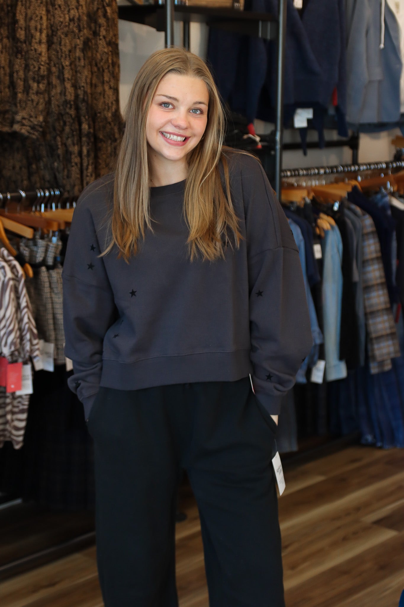 ALL-OVER MINI STARS SWEATSHIRT