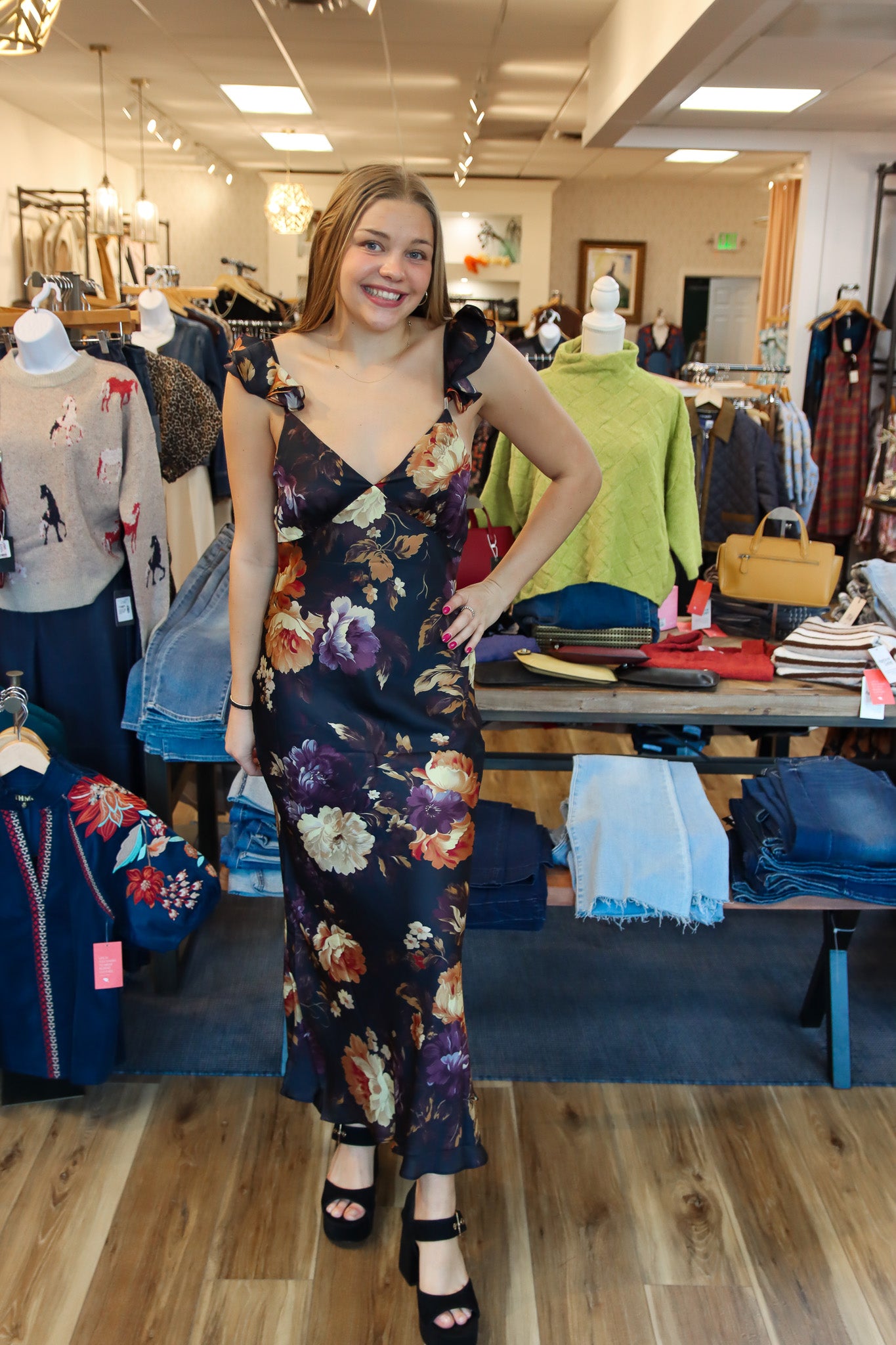 FLUTTER SLEEVE LOW BACK MAXI