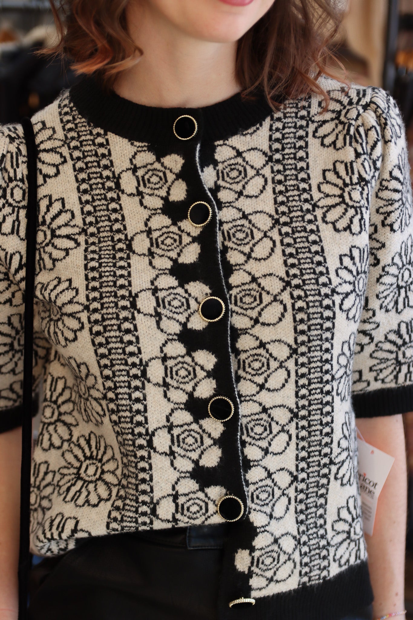 SS FLORAL KNIT CARDIGAN WITH VELVET  BUTTONS