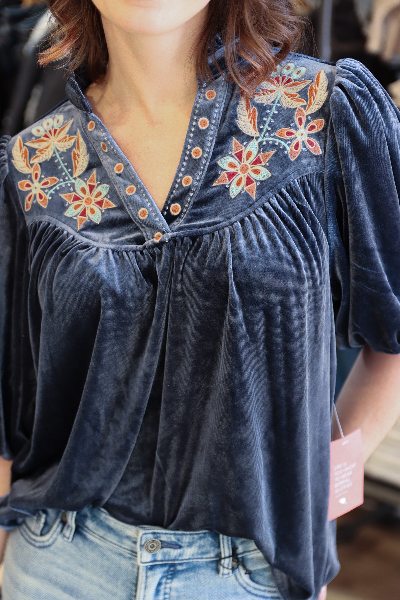 PUFF SLEEVE VELVET EMBROIDERED FLORAL TOP