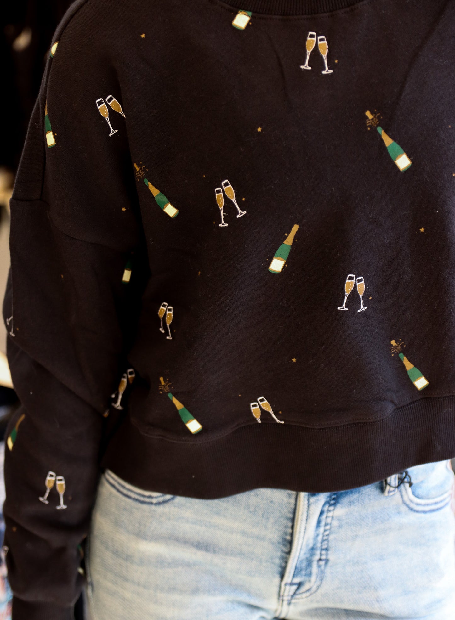 CHAMPAGNE PARTY SWEATSHIRT