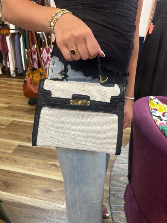 Canvas Tess Bag