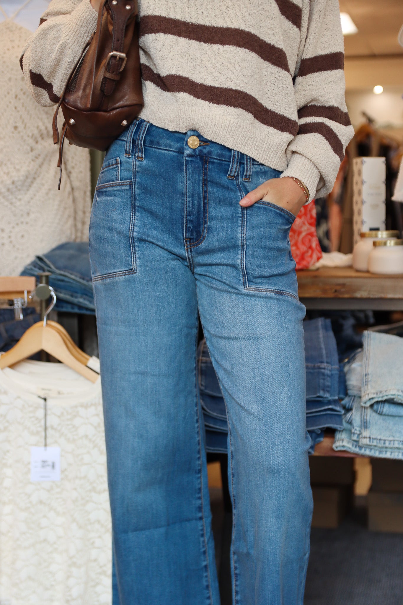 KUT “MEG” FRONT POCKETS INSET RAW HEM PANT