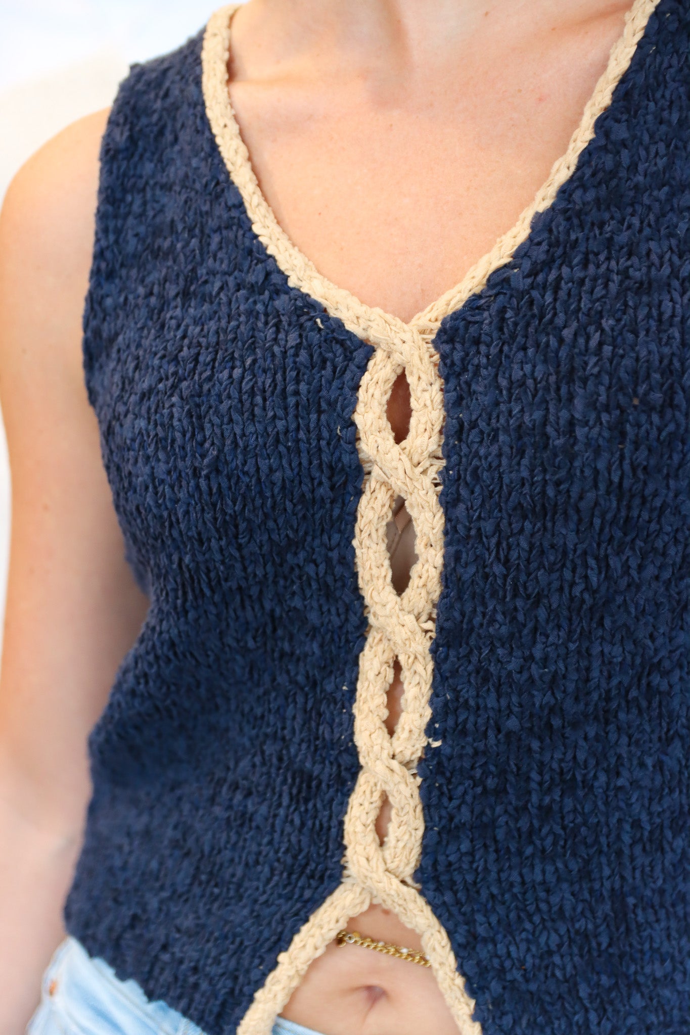 MIOU MUSE REVERSIBLE TWIST DETAIL KNIT TOP