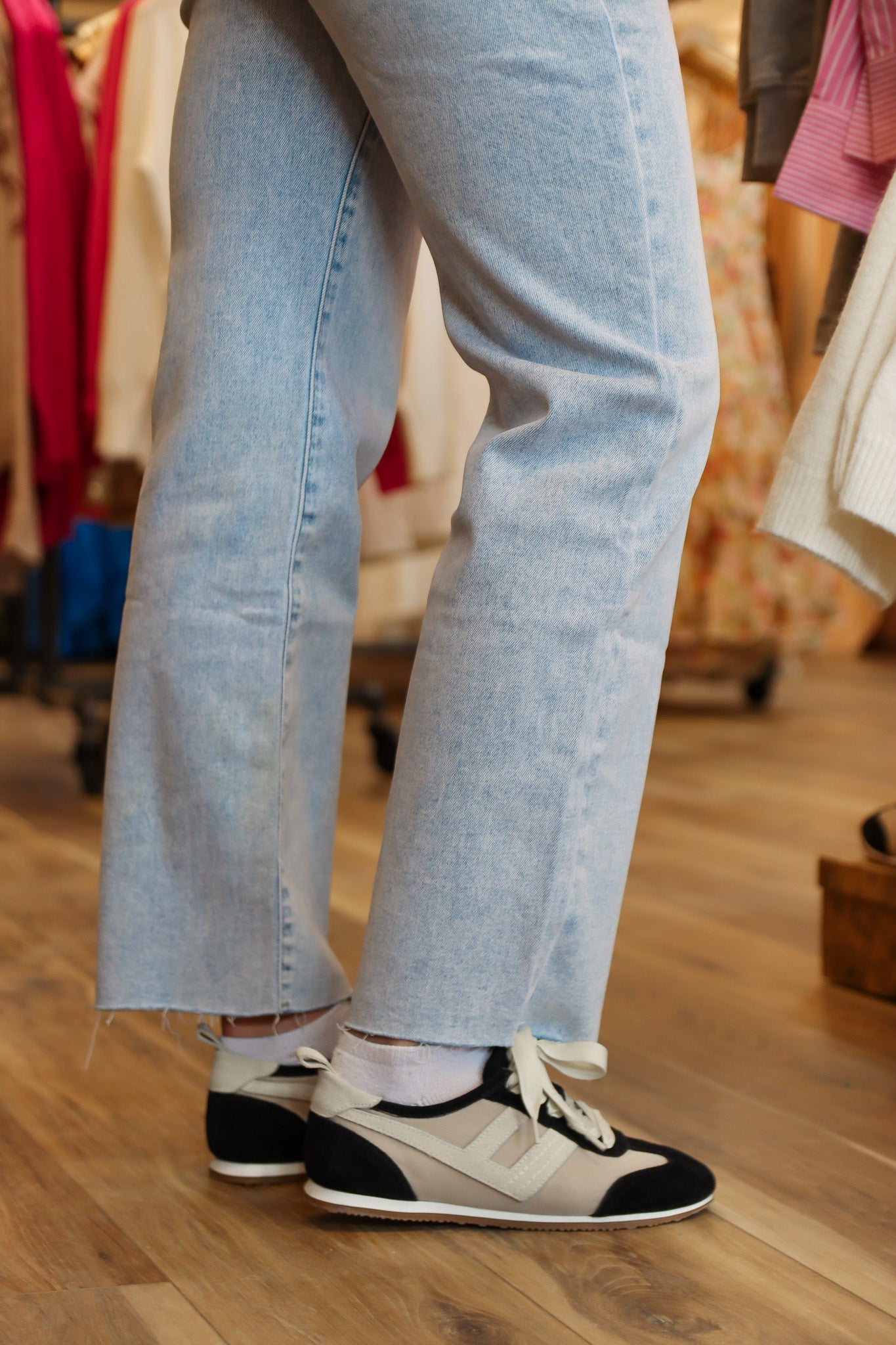 SUPER HIGH RAW HEM ANKLE STRAIGHT