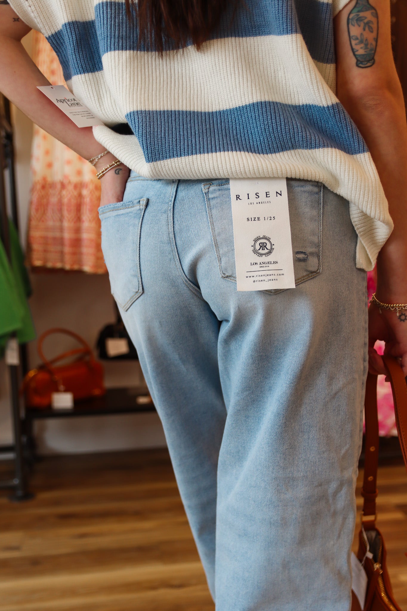 HIGH RISE CROP BARREL JEAN